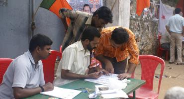 Persuading voters in India to punish vote-buying candidates image