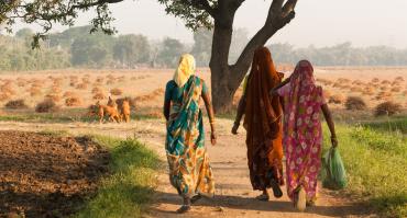 Women working in India