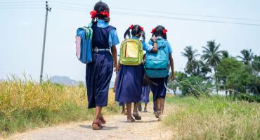 India schoolgirls
