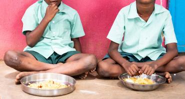 schoolboys in India