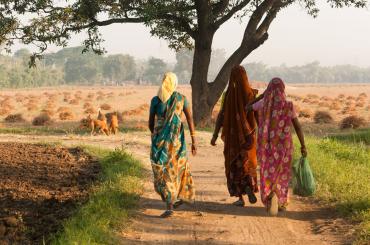 Women working in India