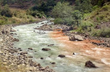 mines water pollution